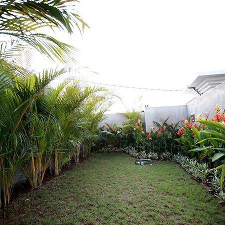 Vanilla Suite Jimbaran 外观 照片